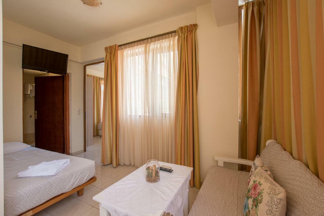 Danelis Studios & Apartments 말리아 외부 사진